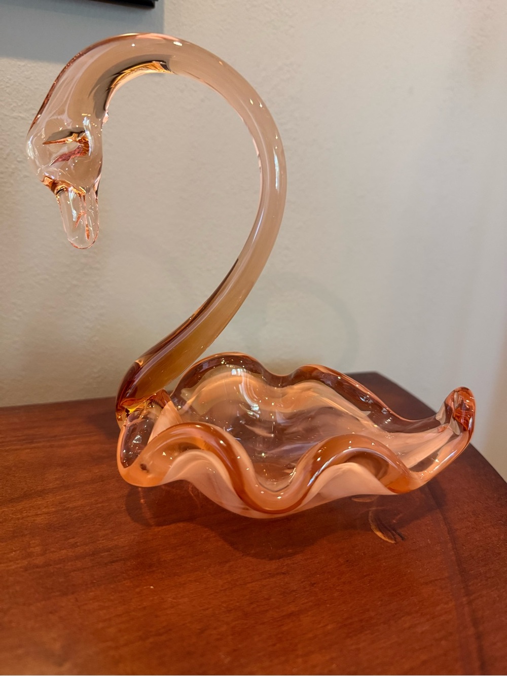 Vintage Handblown Peach Glass Swan Decorative Dish - Unbranded - Picture 1 of 8